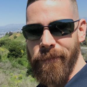 Meet your Posher, Dustin